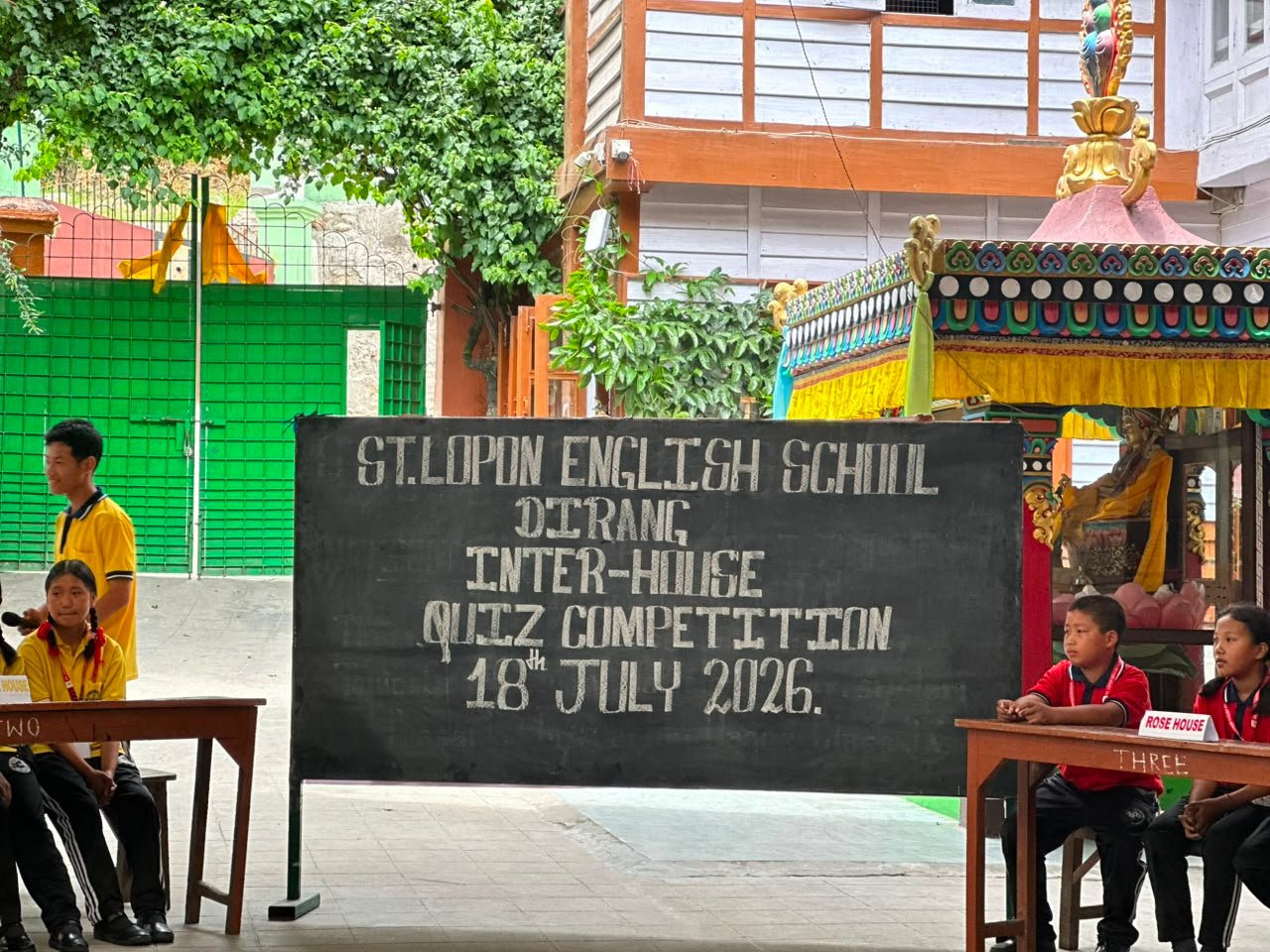 Glimpes of Quiz Competetion